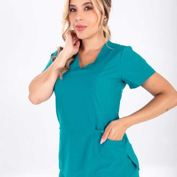 uniforme antifluido harvard turquesa