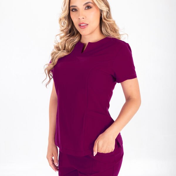 uniforme antifluido houston vinotinto